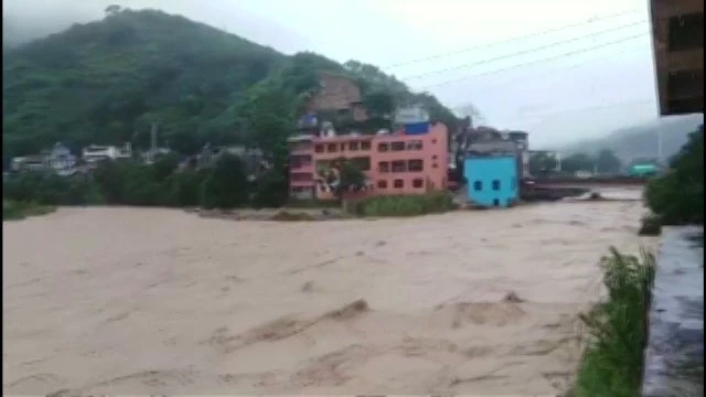 Θεομηνία και στην Κίνα: Έξι νεκροί από την κακοκαιρία